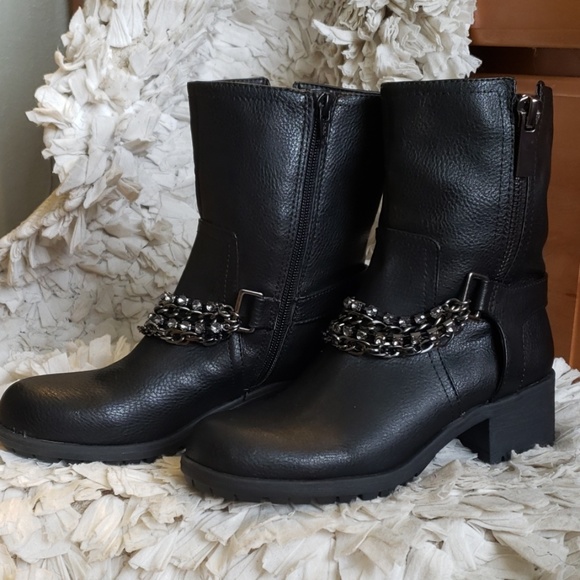 (NEW!) NWOT Black Ankle Boots - Picture 2 of 4
